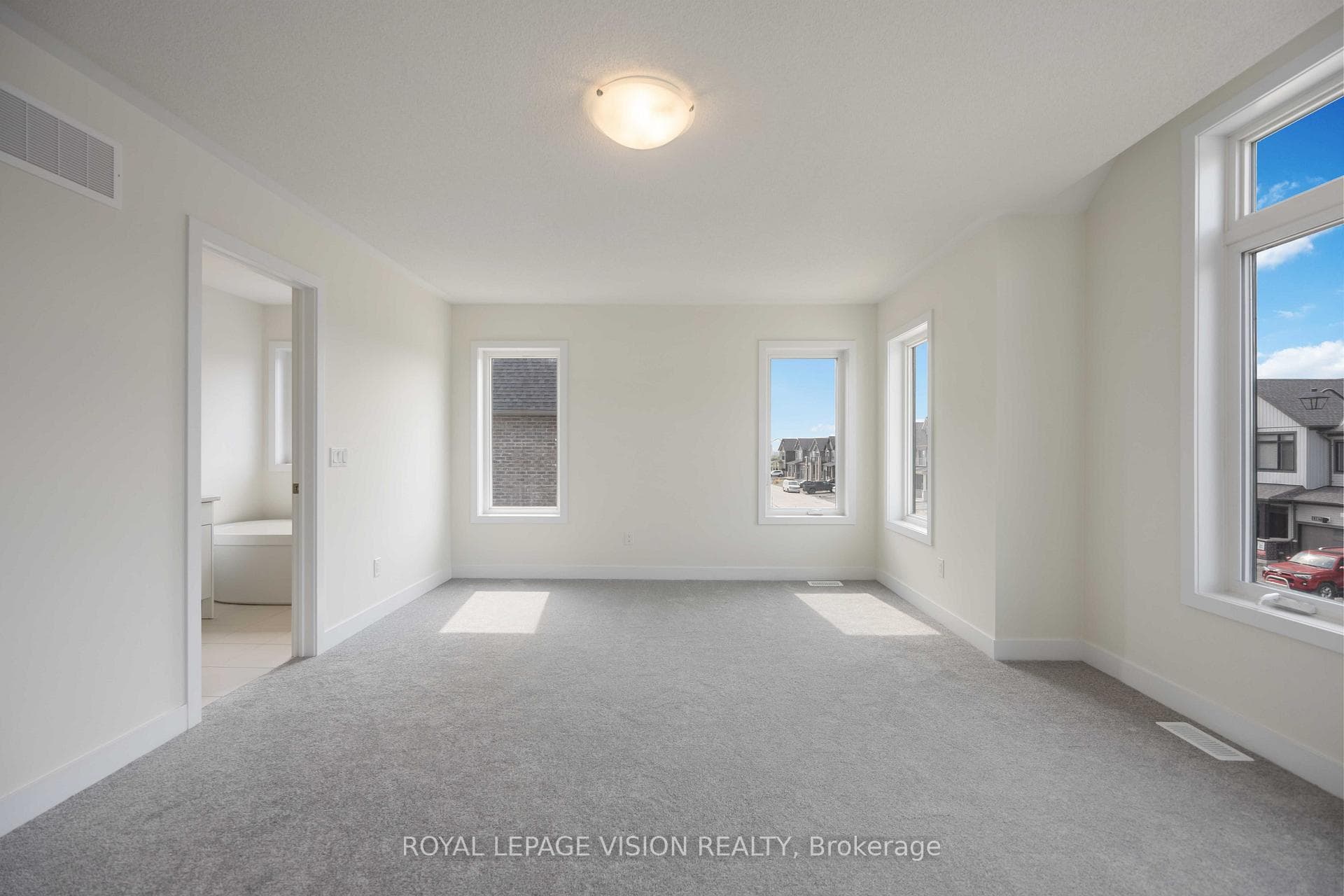 1090 Thompson Drive photo 24