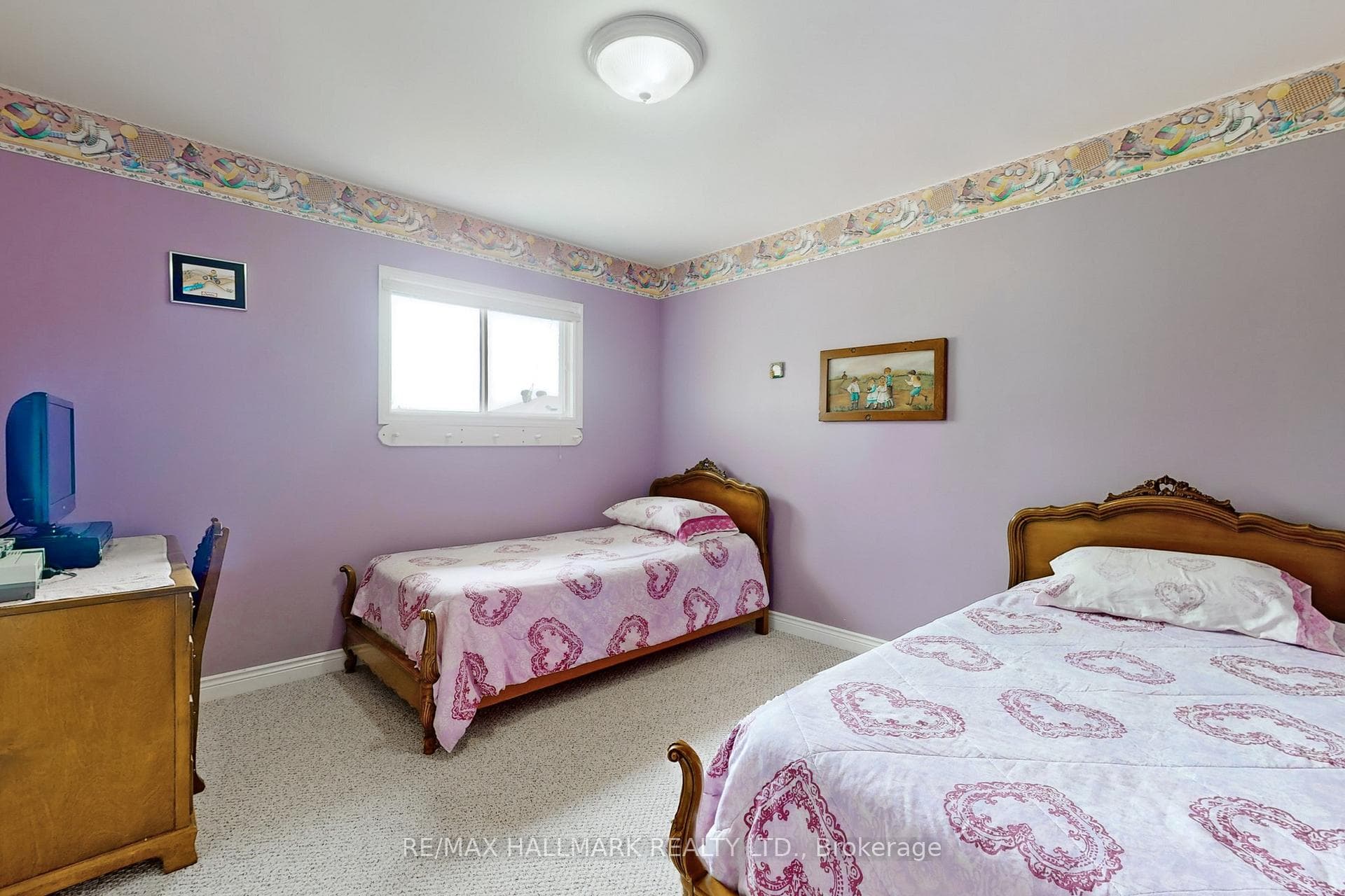 114 Riverglen Drive photo 14