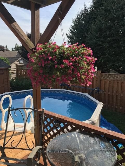 53 Windsor Drive photo 33