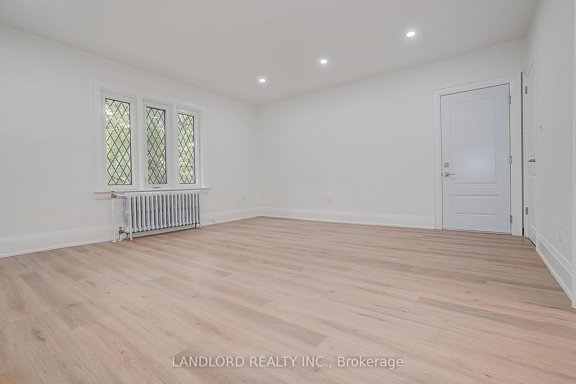 2520 Bloor Street Unit 12 photo 11