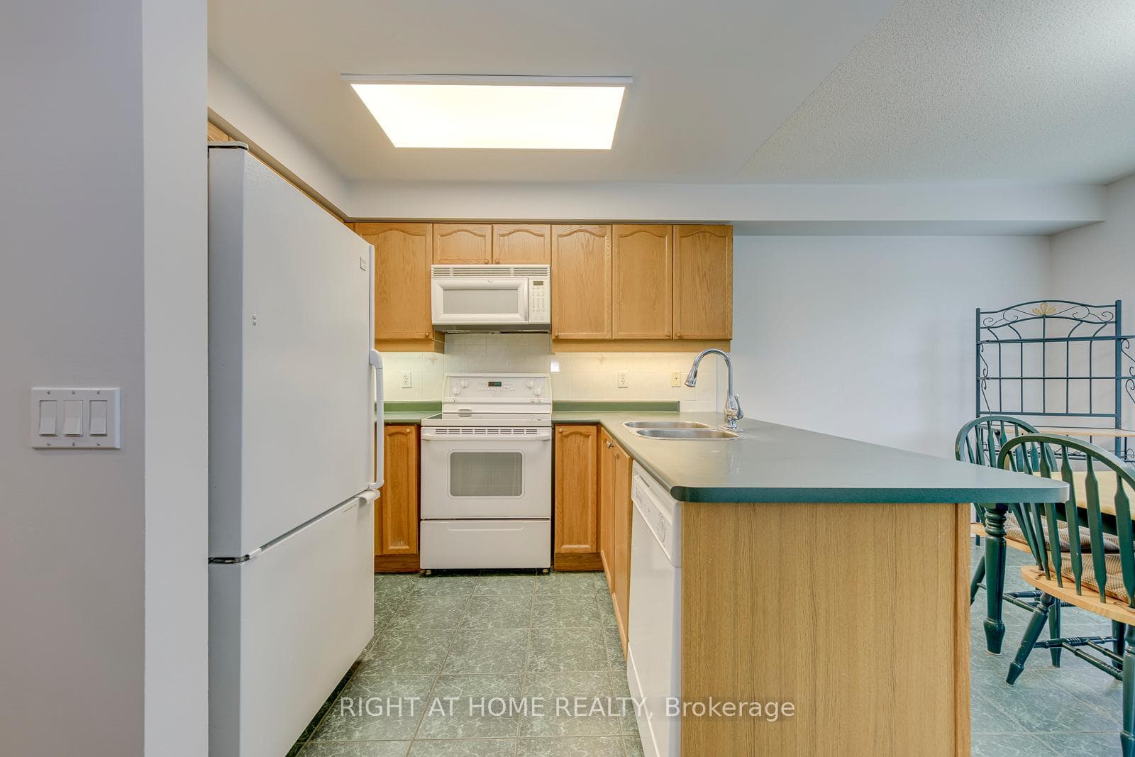 38 Fairview Road Unit 38 photo 16