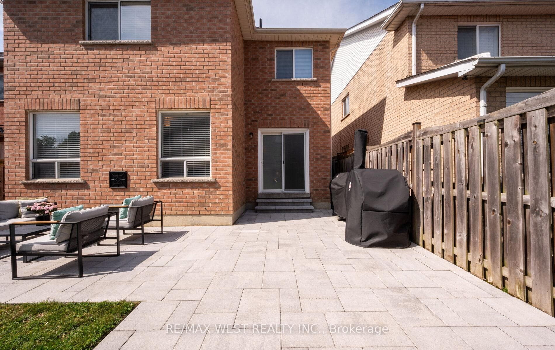 11 Beehive Drive photo 37