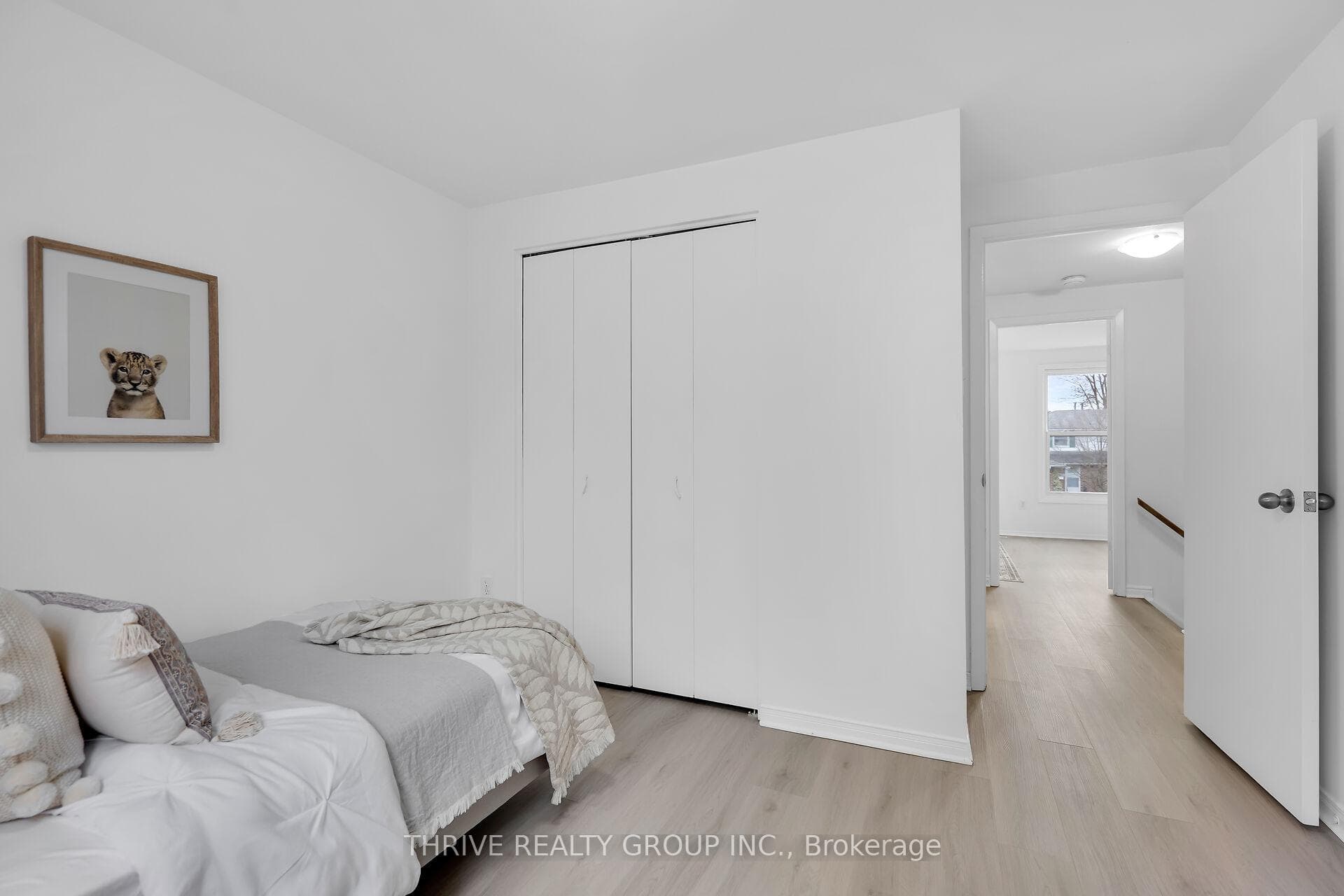 84 VINCENT Crescent photo 26