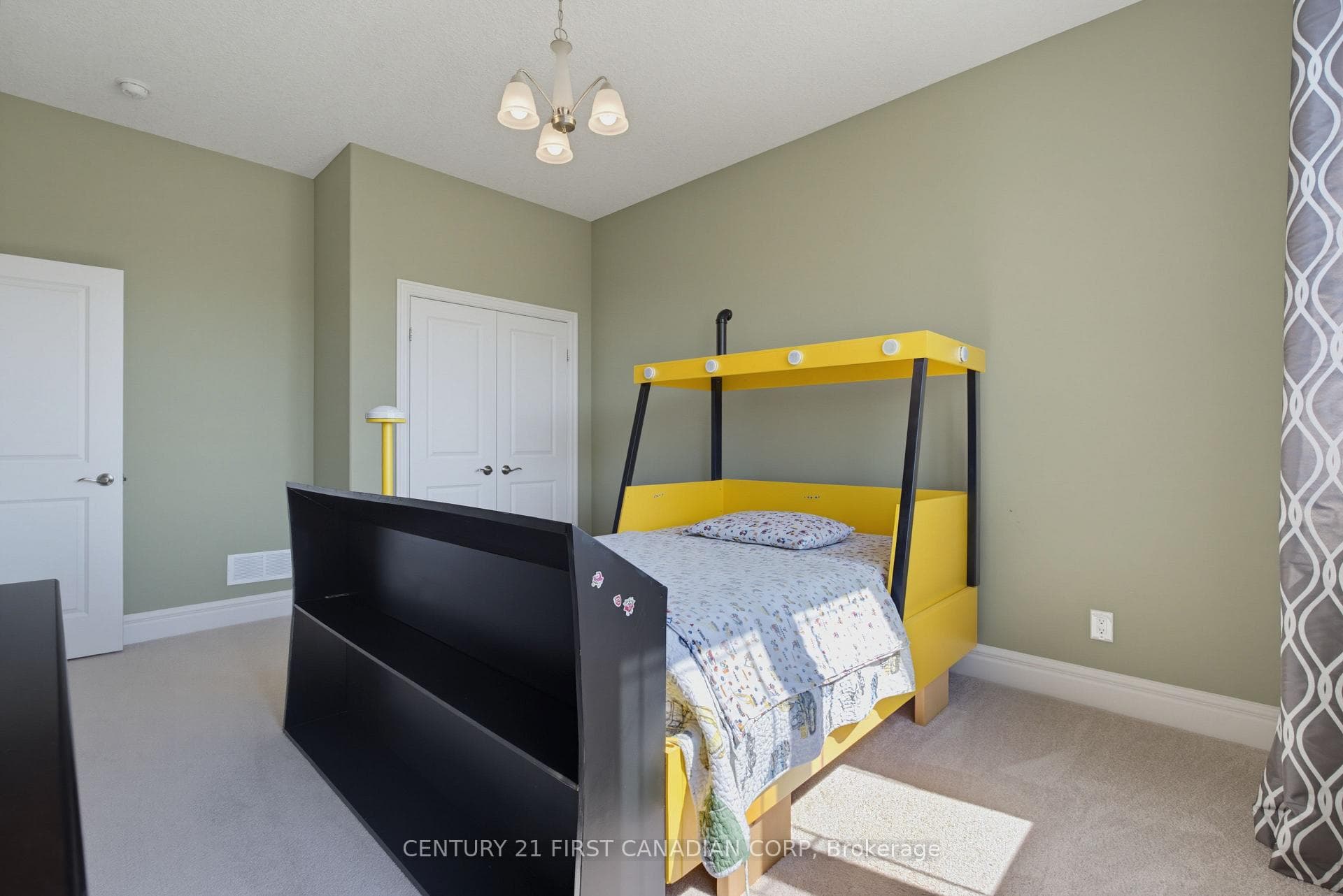 3429 Singleton Avenue photo 33