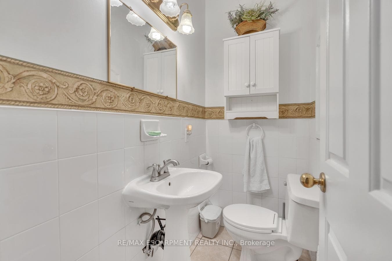 260 Bay Street photo 13