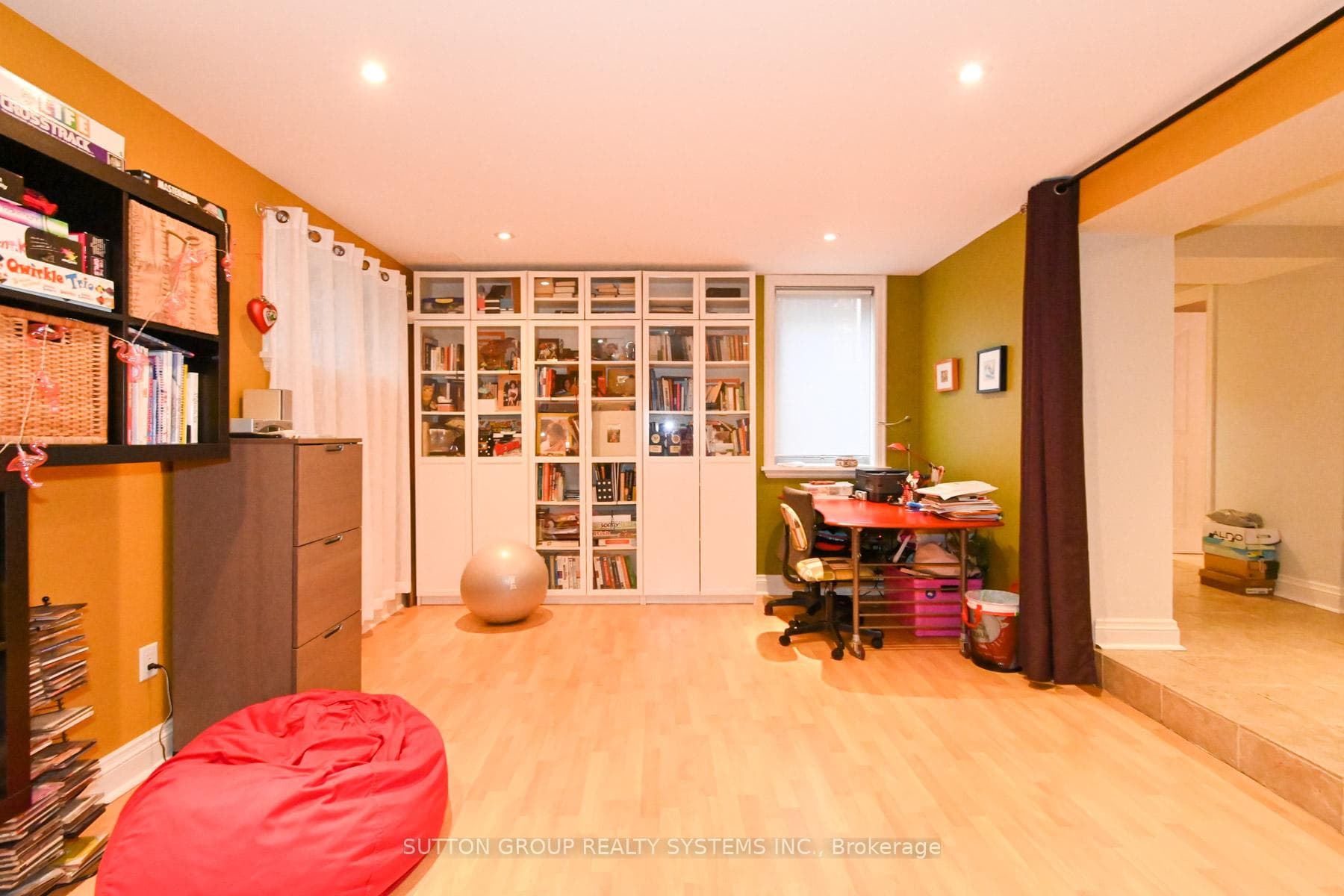 144 Deforest Road photo 15