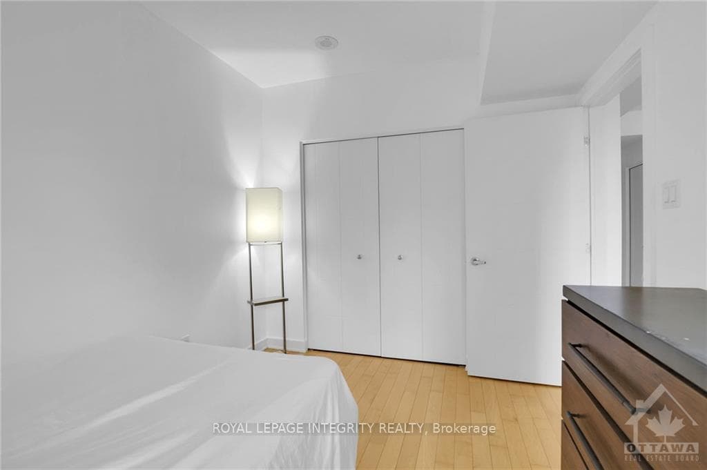 179 Metcalfe Street Unit 710 photo 17