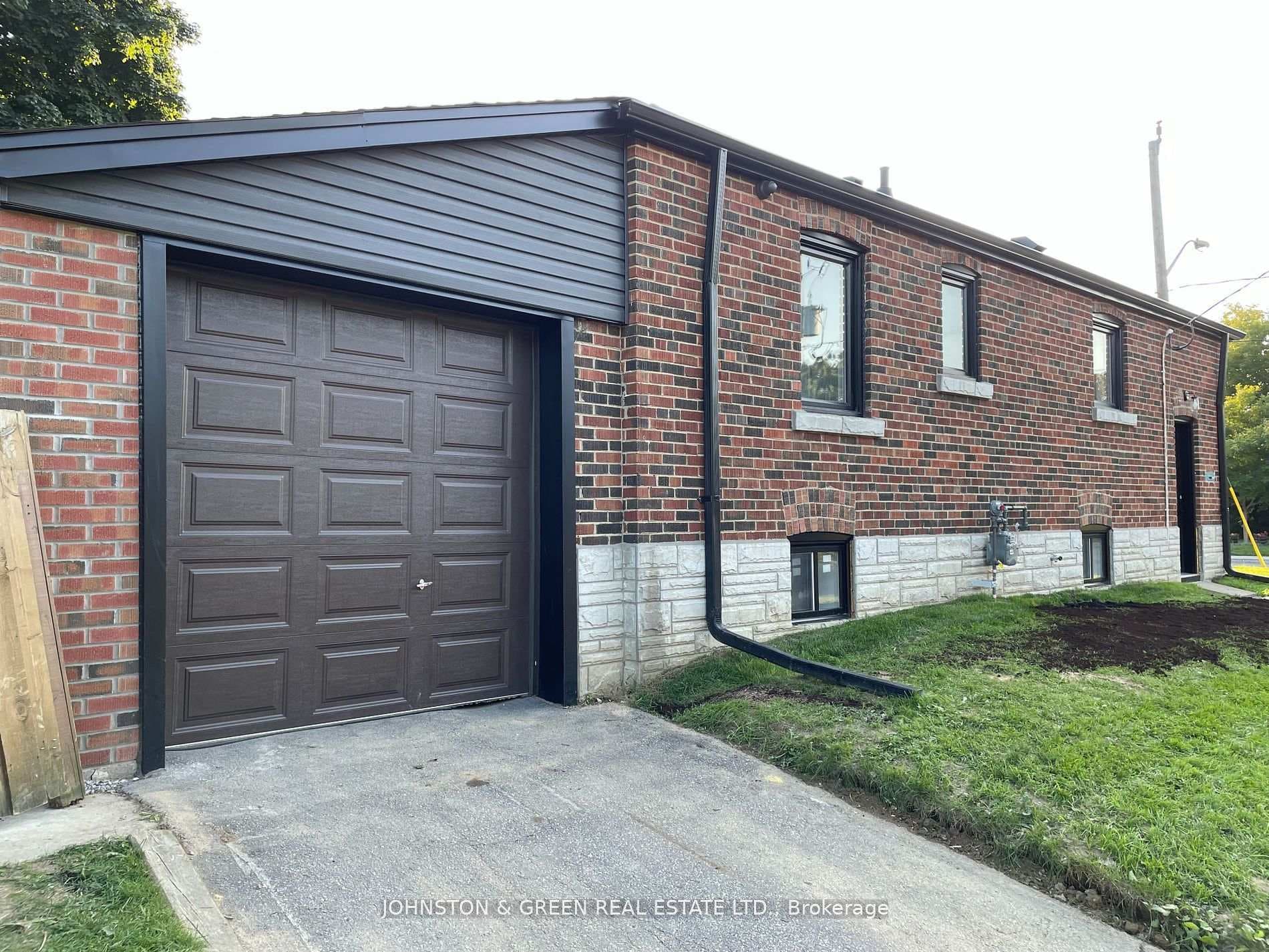 93 Denvale Road photo 15
