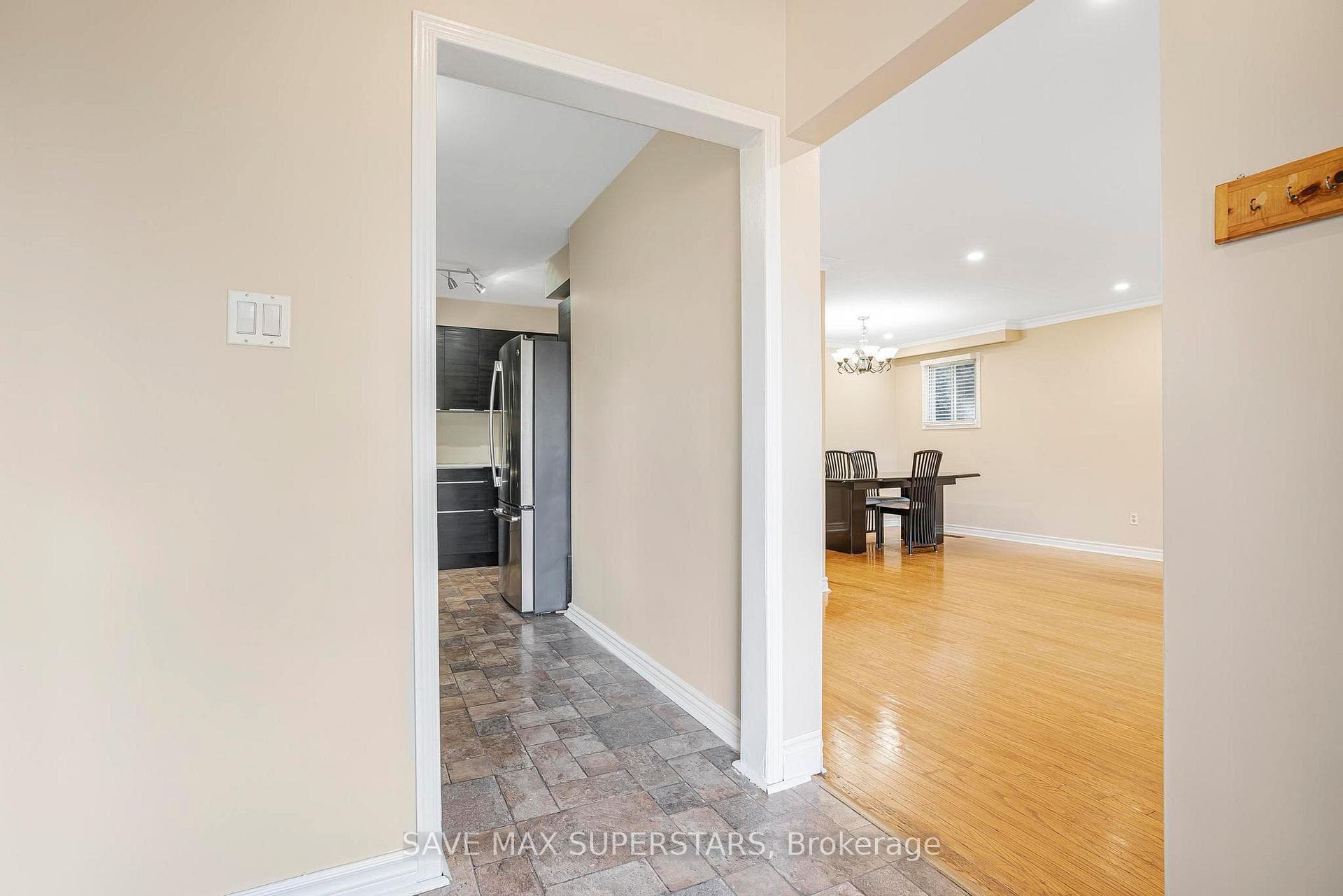 87 Pennington Crescent Unit Upper photo 9