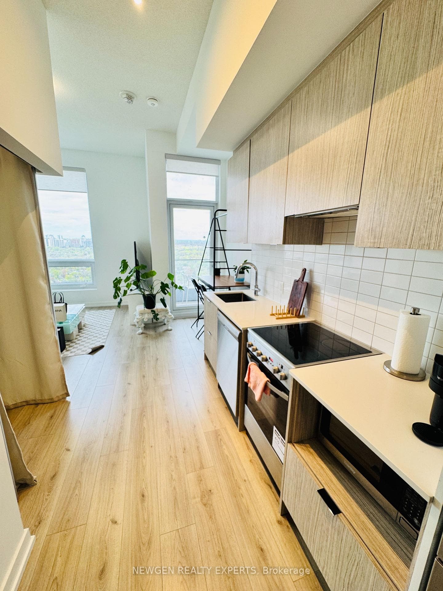 395 Bloor Street Unit 2807 photo 5