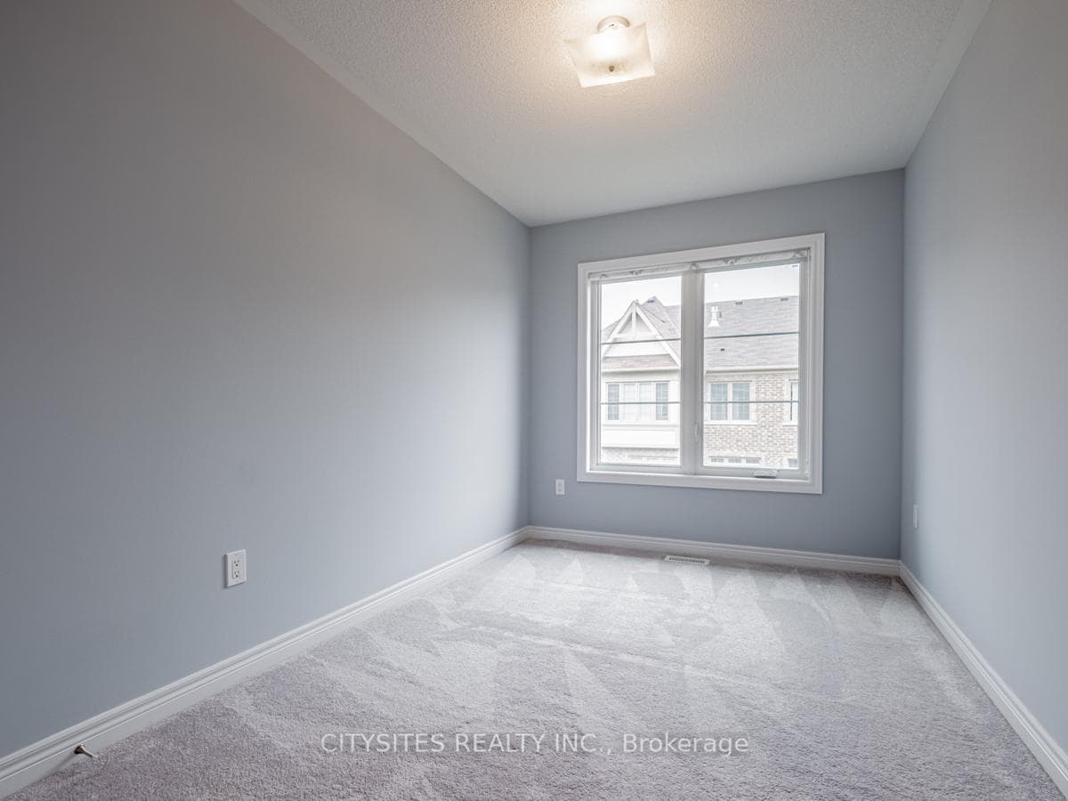 75 Farooq Boulevard photo 21