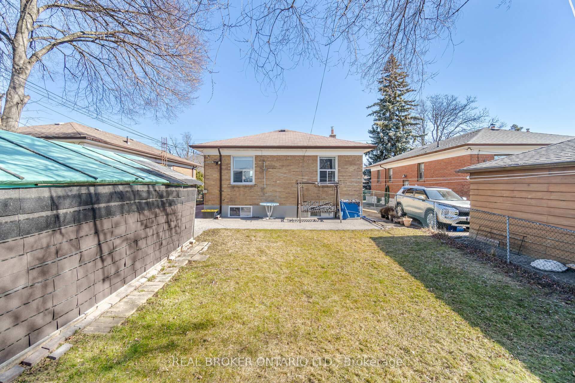 800 Brimley Road photo 40