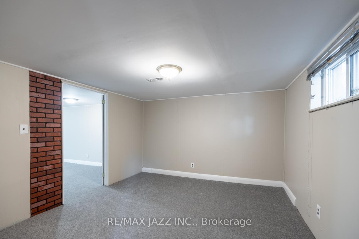 52 Liberty Street photo 14