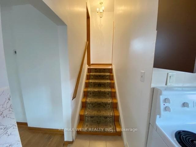 33 Starview Drive photo 7