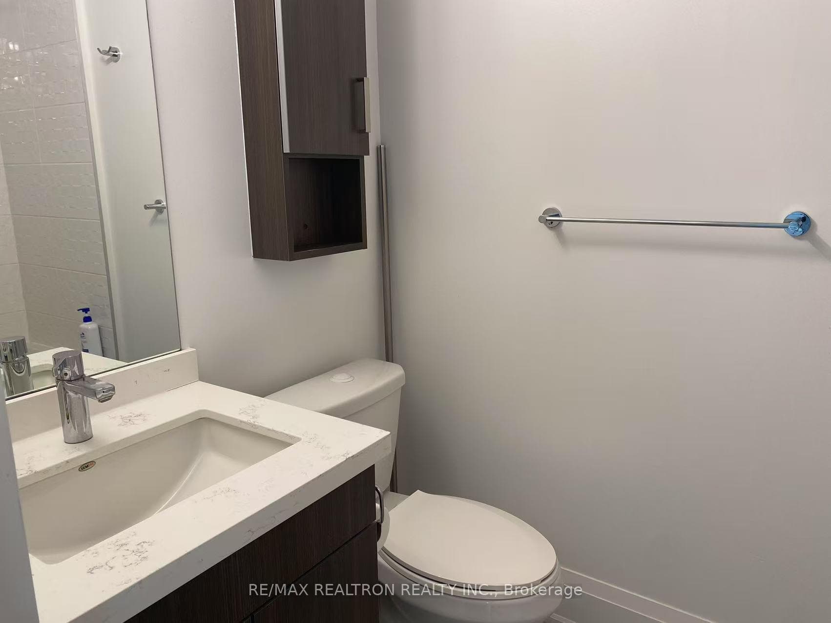 4016 Highway 7 Street Unit Room B photo 6