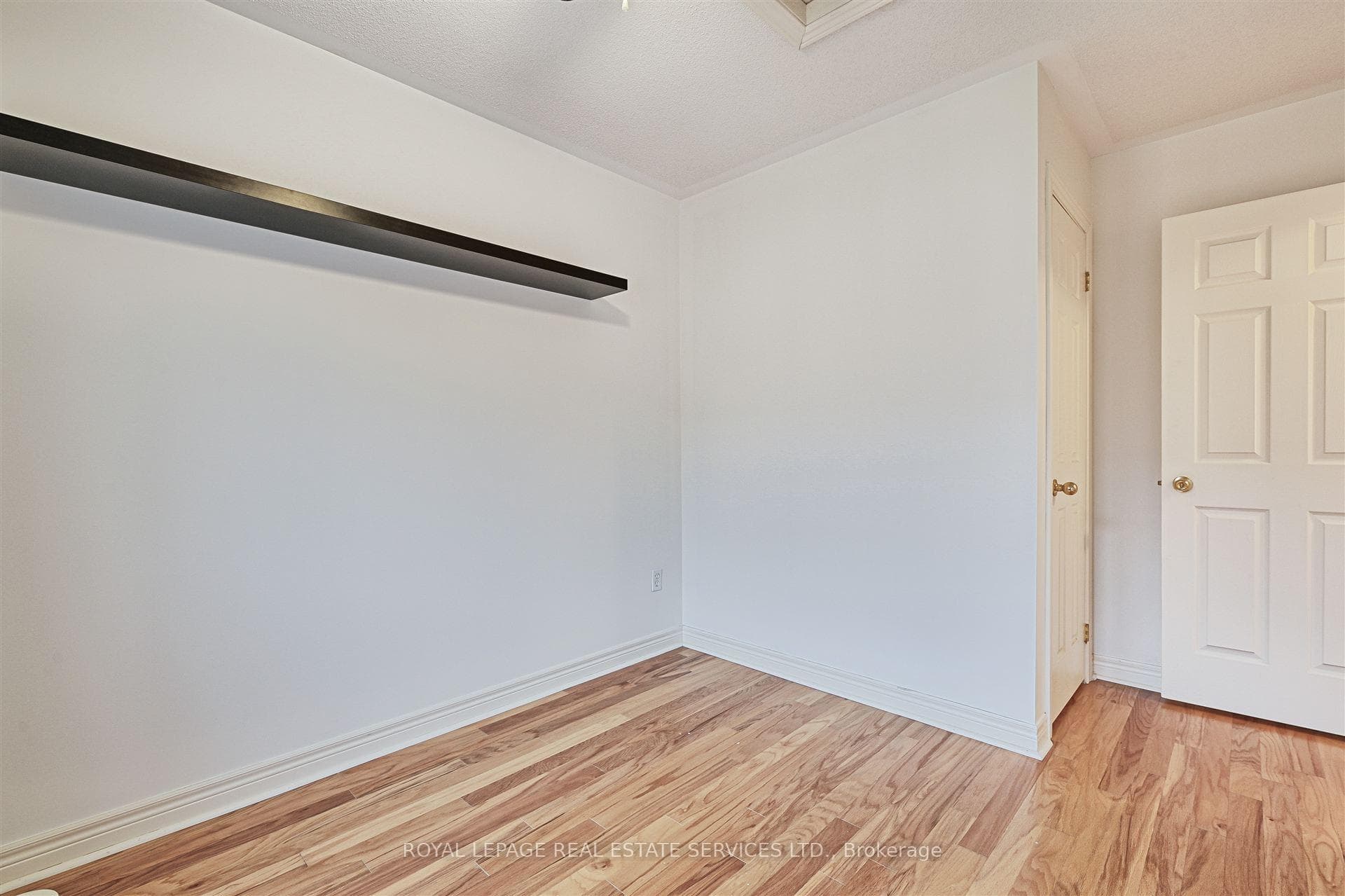 14 Carnahan Terrace photo 16