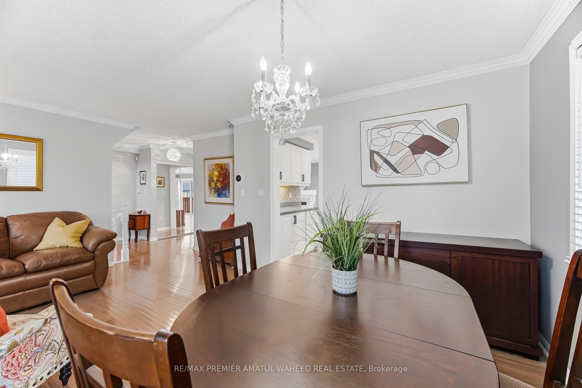 246 Equator Crescent photo 10