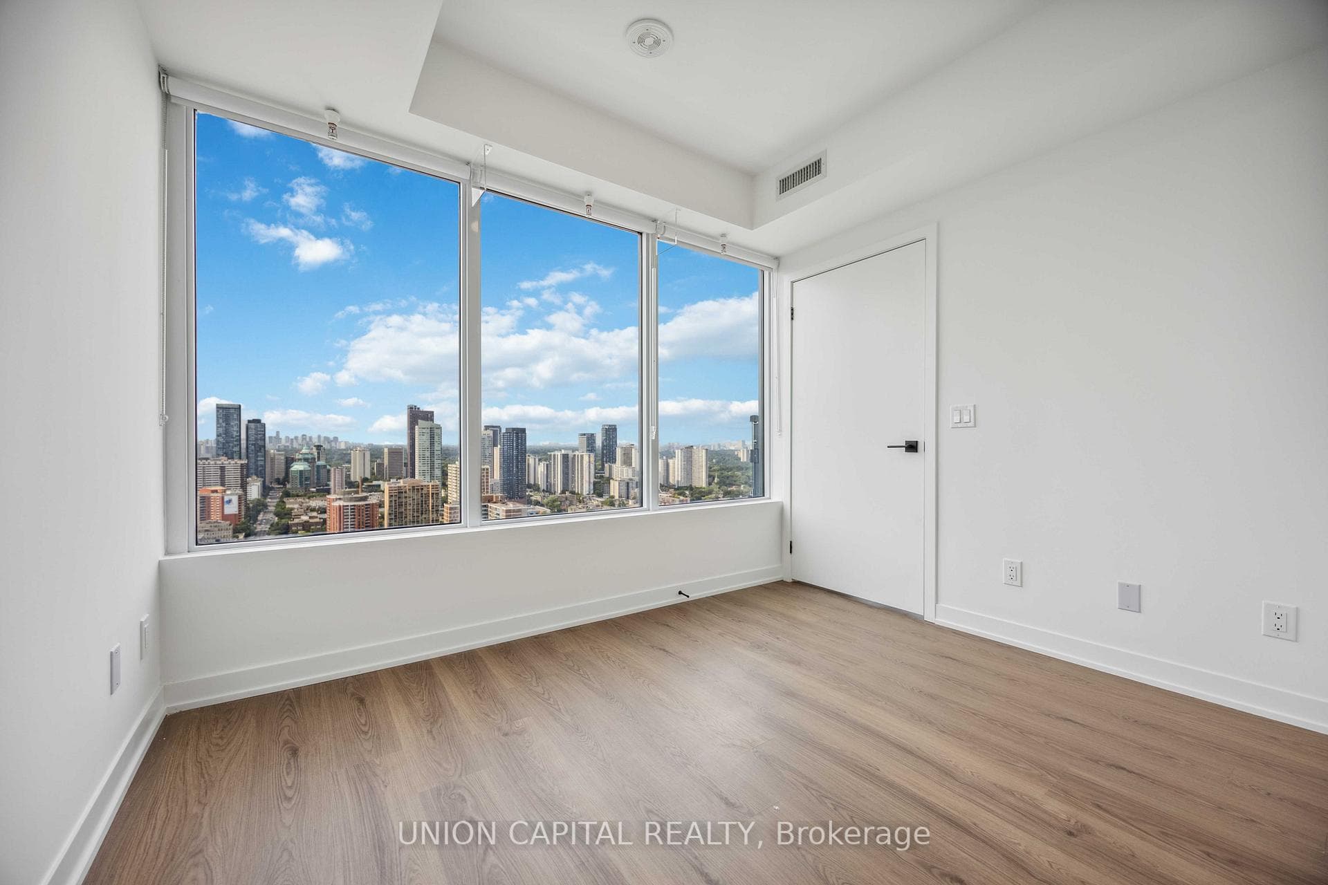 319 Jarvis Street Unit 4208 photo 11