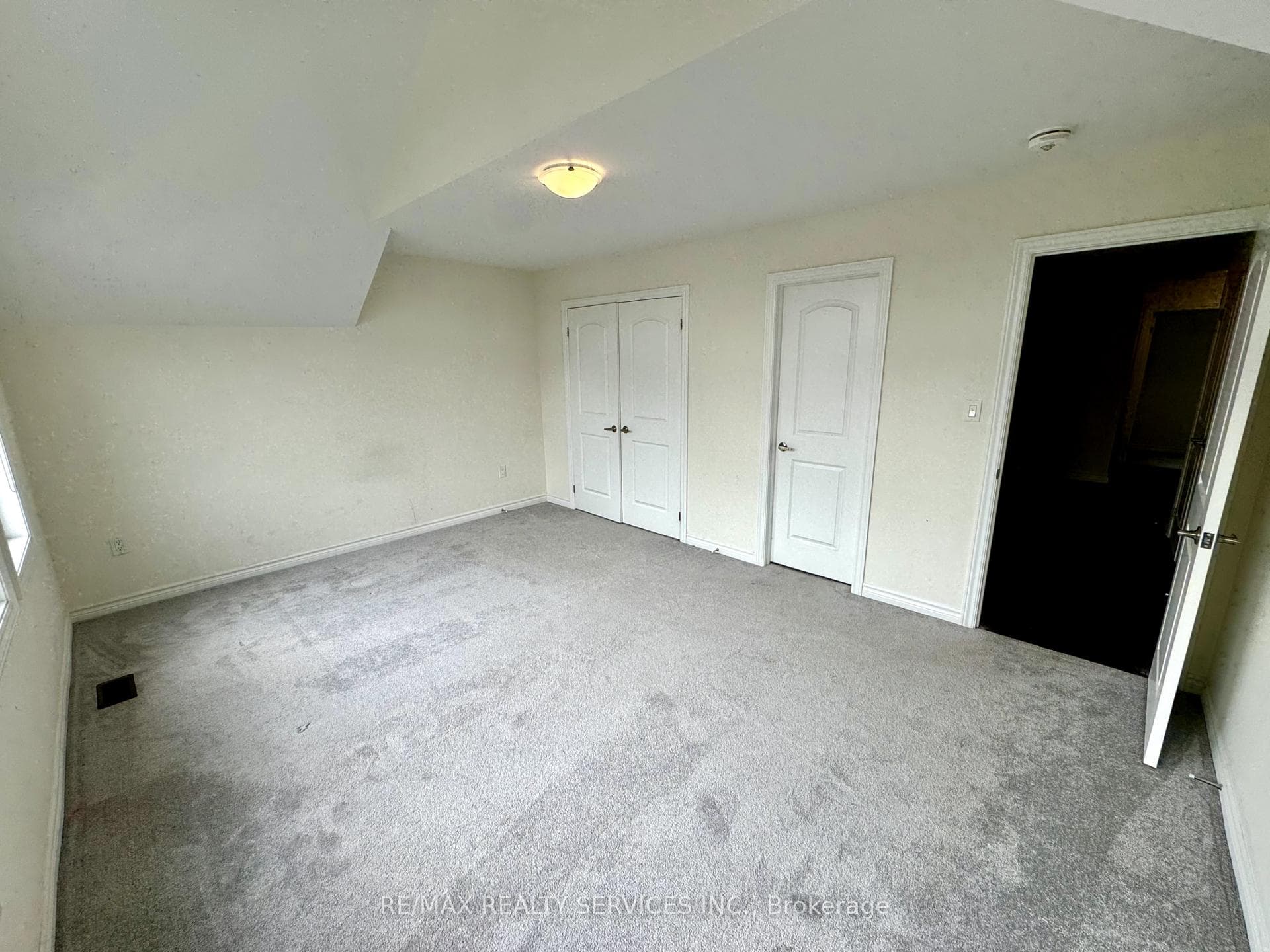 48 Puffin Crescent photo 35