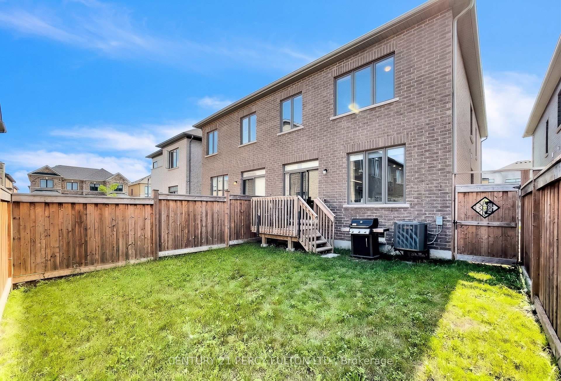 54 Conarty Crescent photo 43
