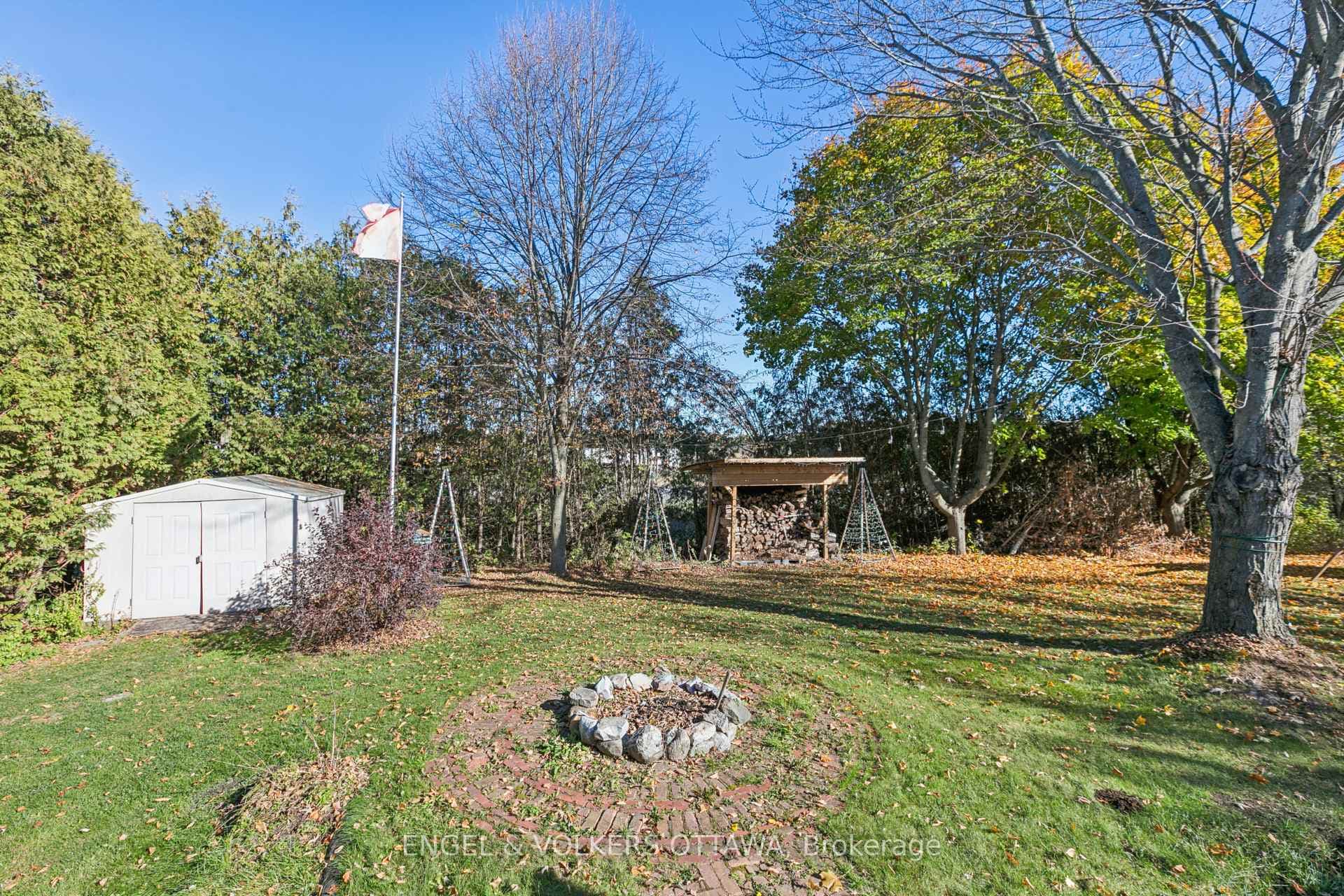 2437 Henri Menard Court photo 41