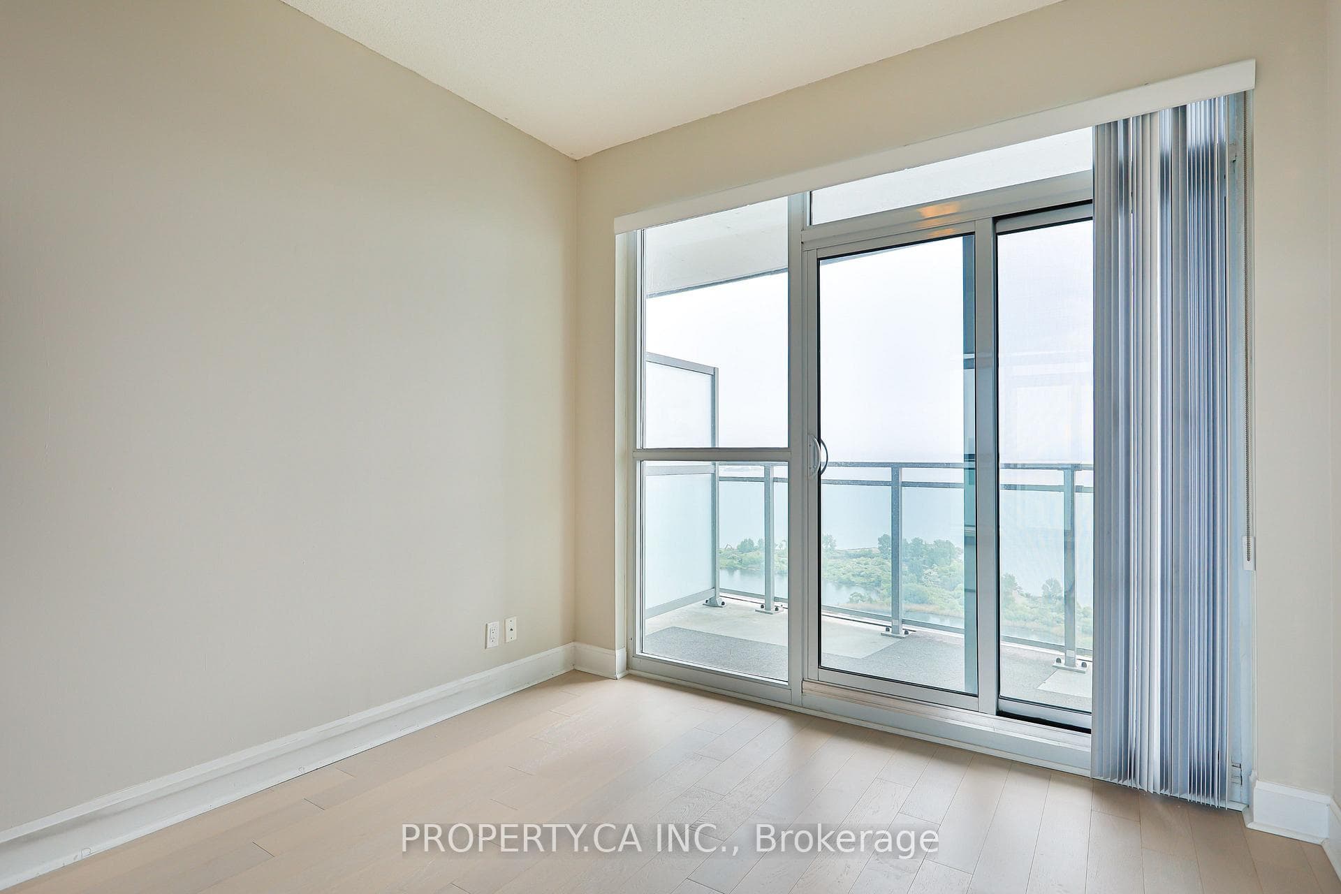 33 Shore Breeze Drive Unit 3110 photo 8