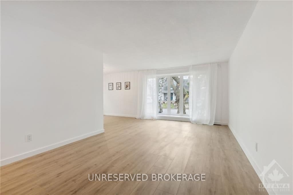 1126 ELMLEA Drive photo 8