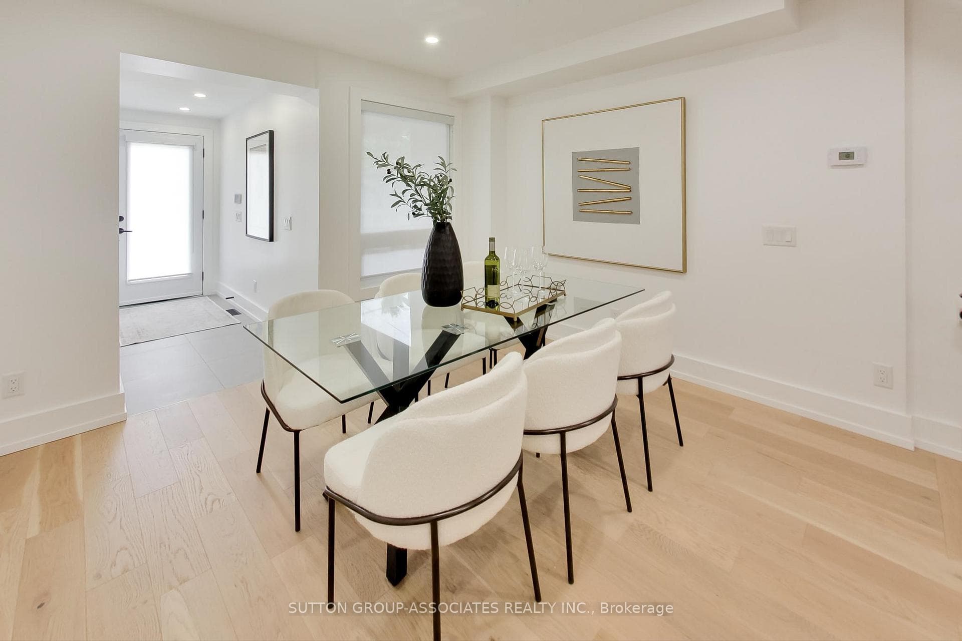 77 Winnett Avenue photo 15