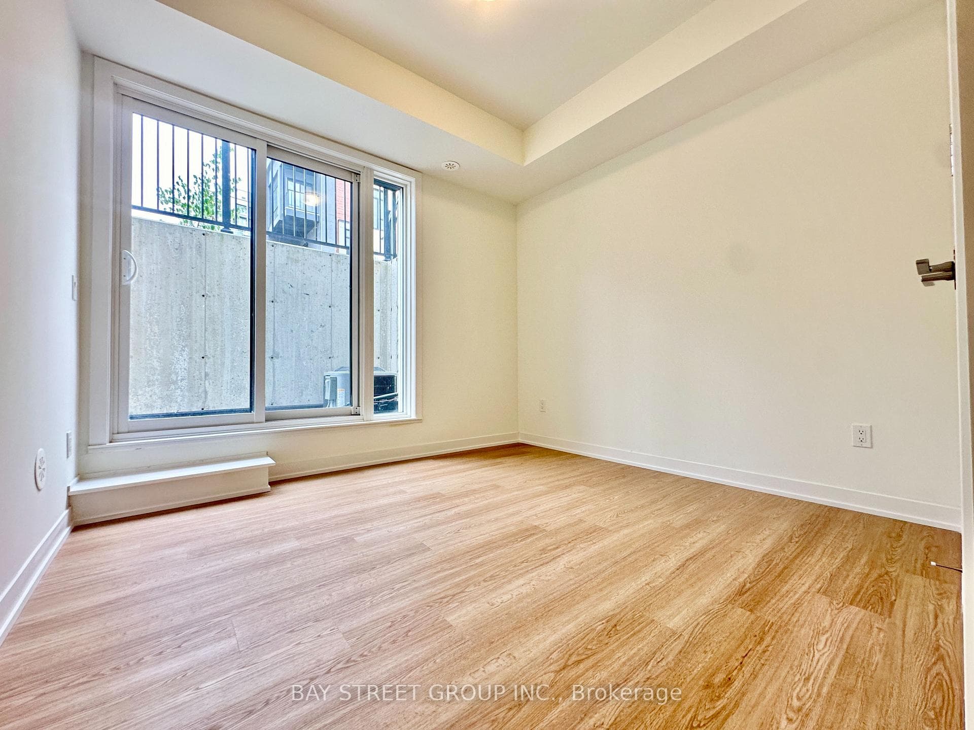 11 David Eyer Road Unit 1501 photo 15
