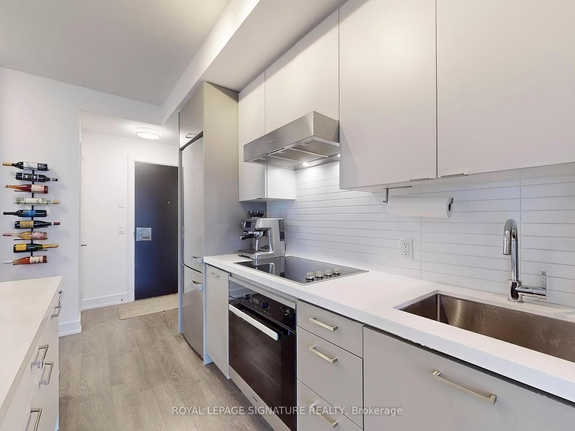 11 Lillian Street Unit 809 photo 12