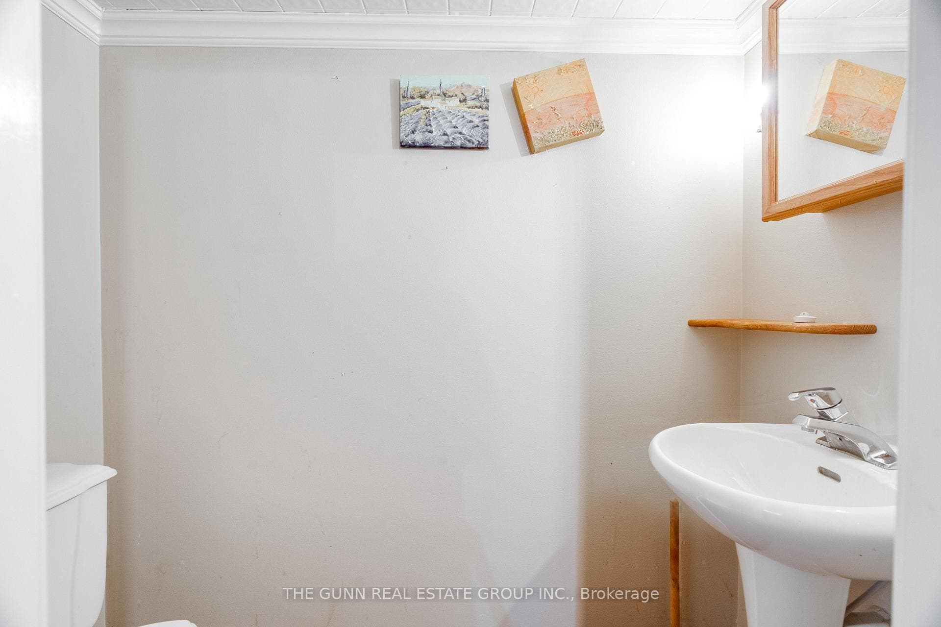 904 Dame Street photo 24