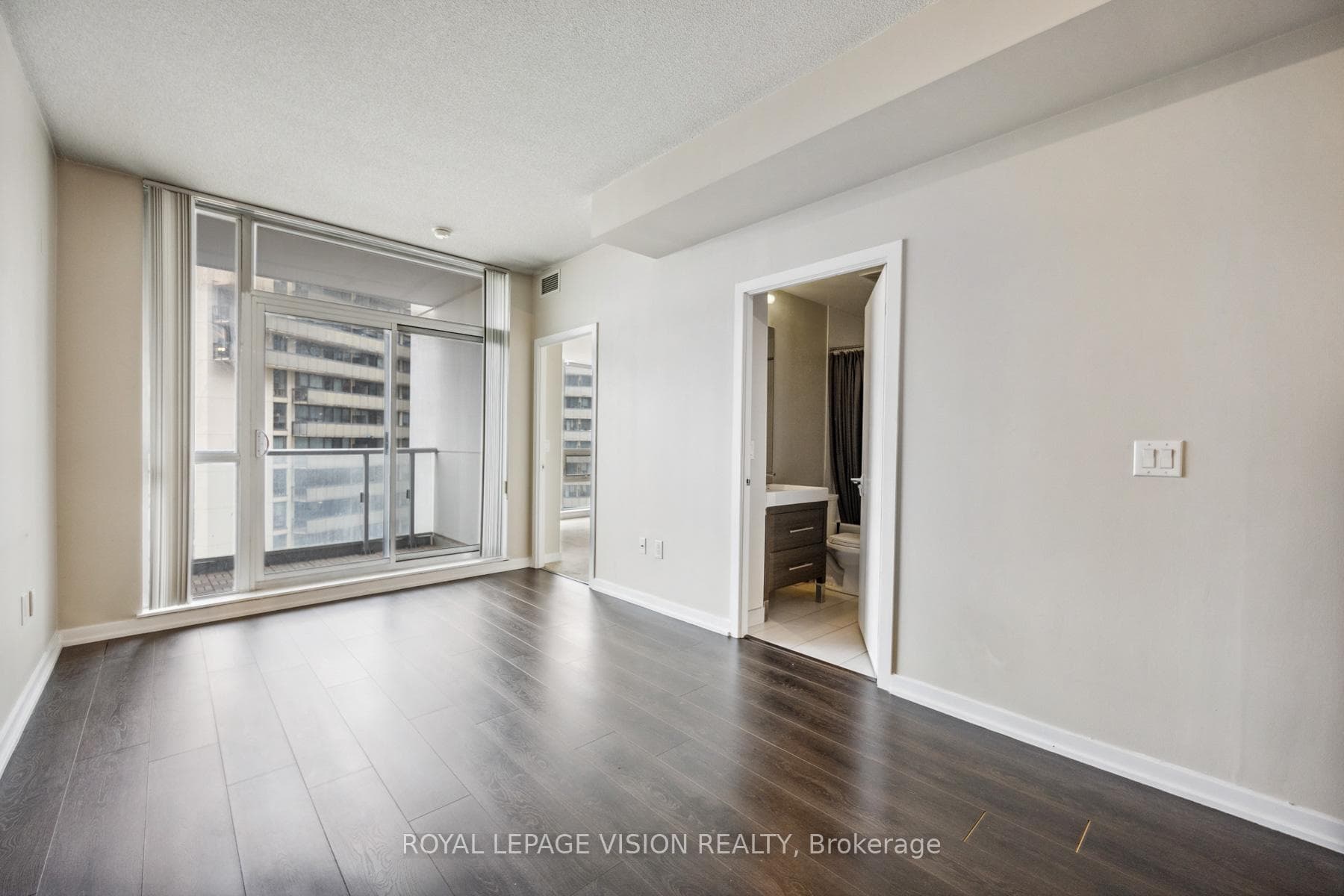 70 Forest Manor Road Unit 901 photo 15