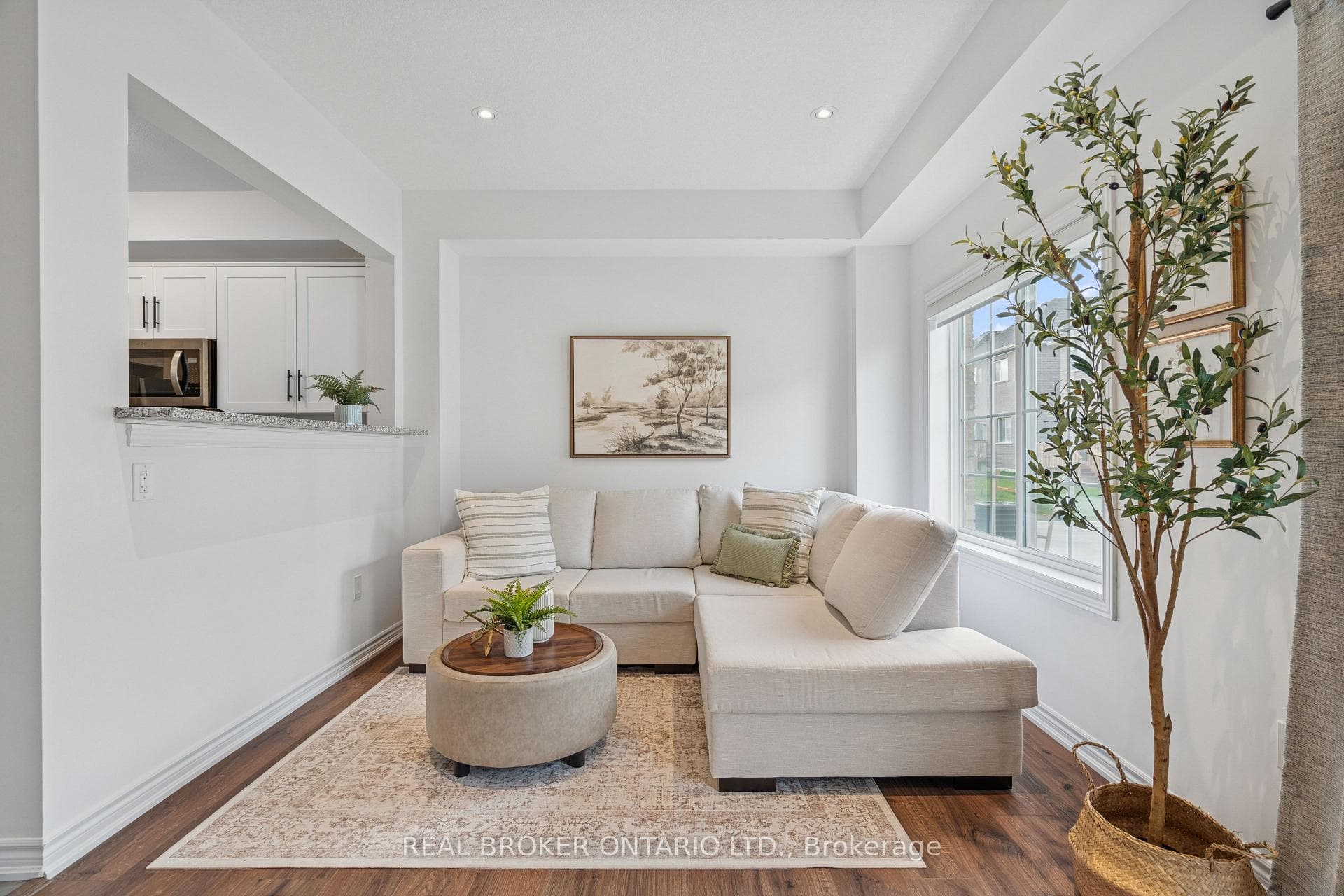 9 Elsegood Drive photo 17