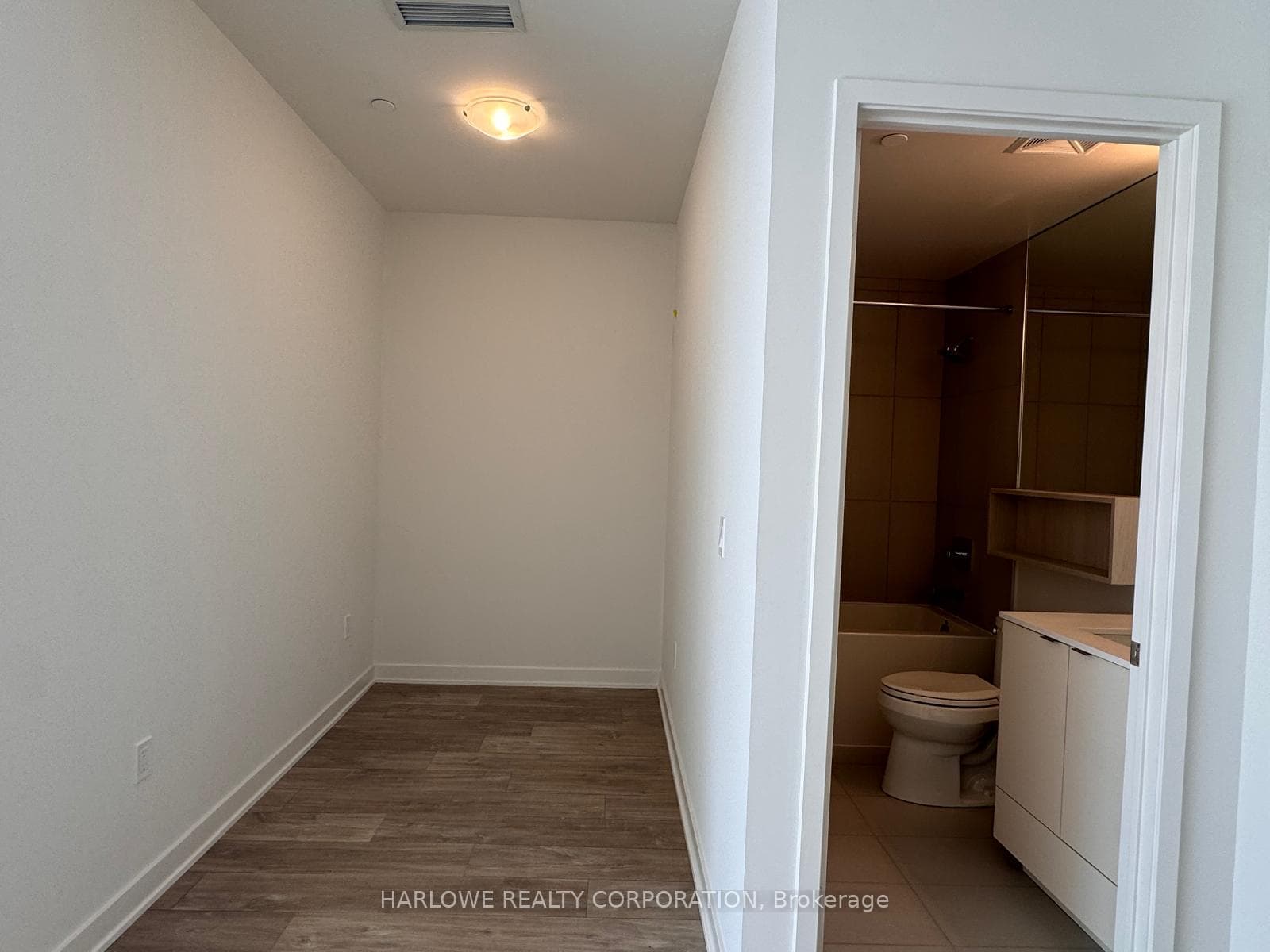 70 Princess Street Unit PH3015 photo 5