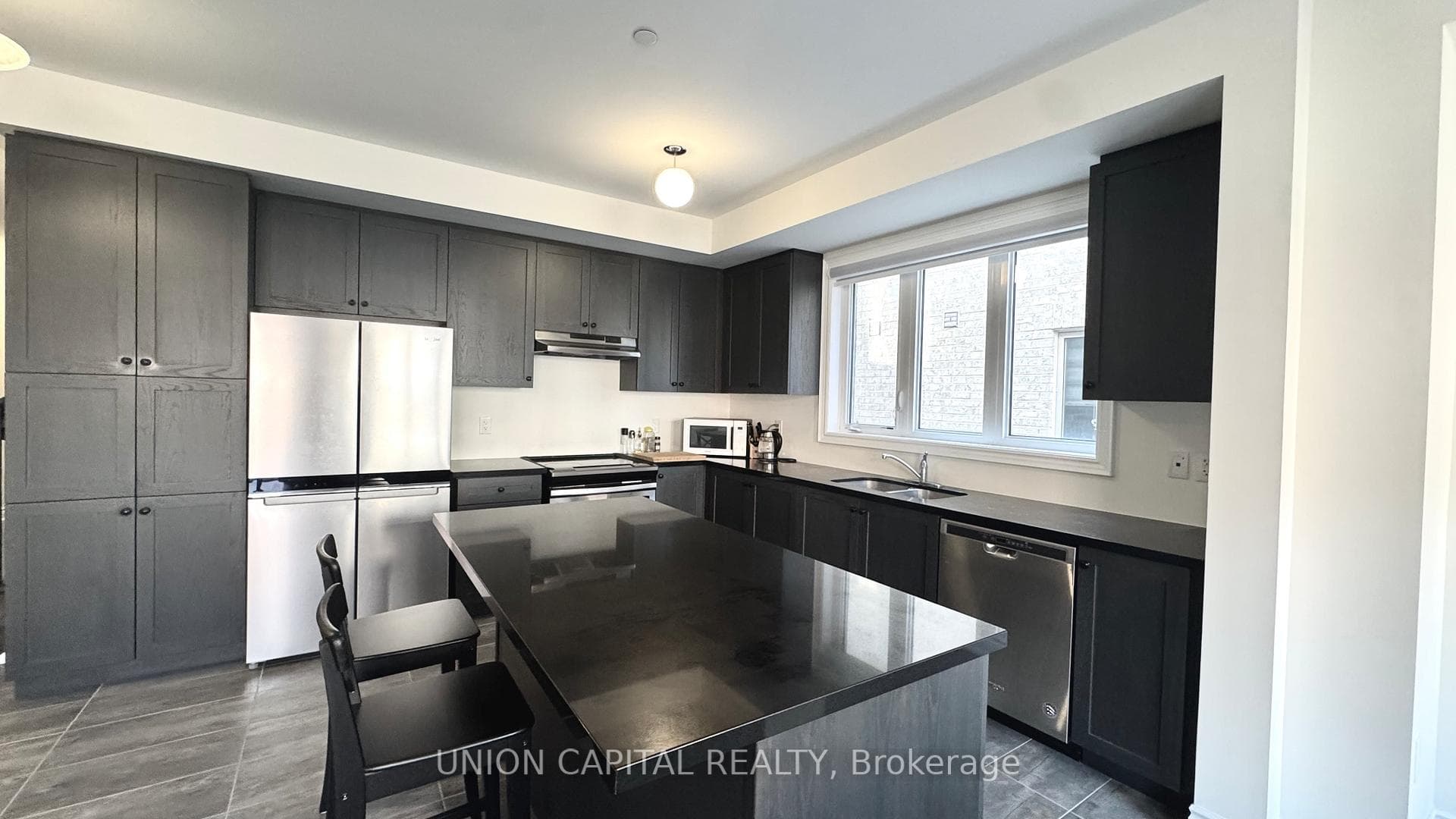 63 Erintol Way photo 5