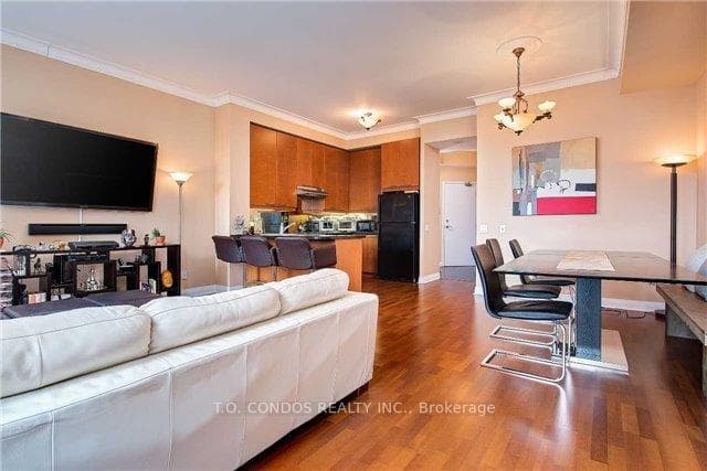 1121 Bay Street Unit 2001 photo 6