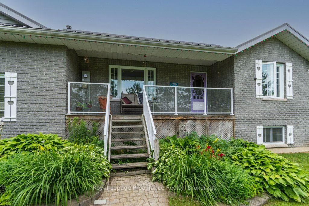 697 Gunter Settlement Road photo 3