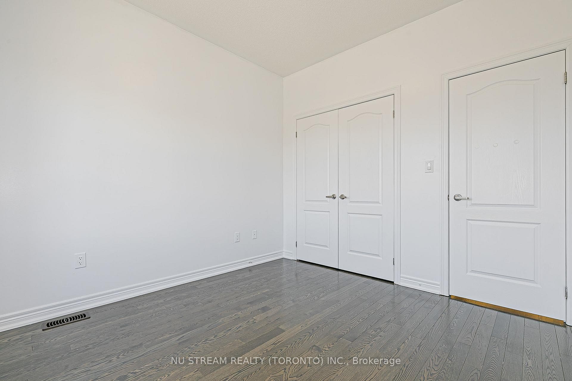 194 Paradelle Drive photo 39
