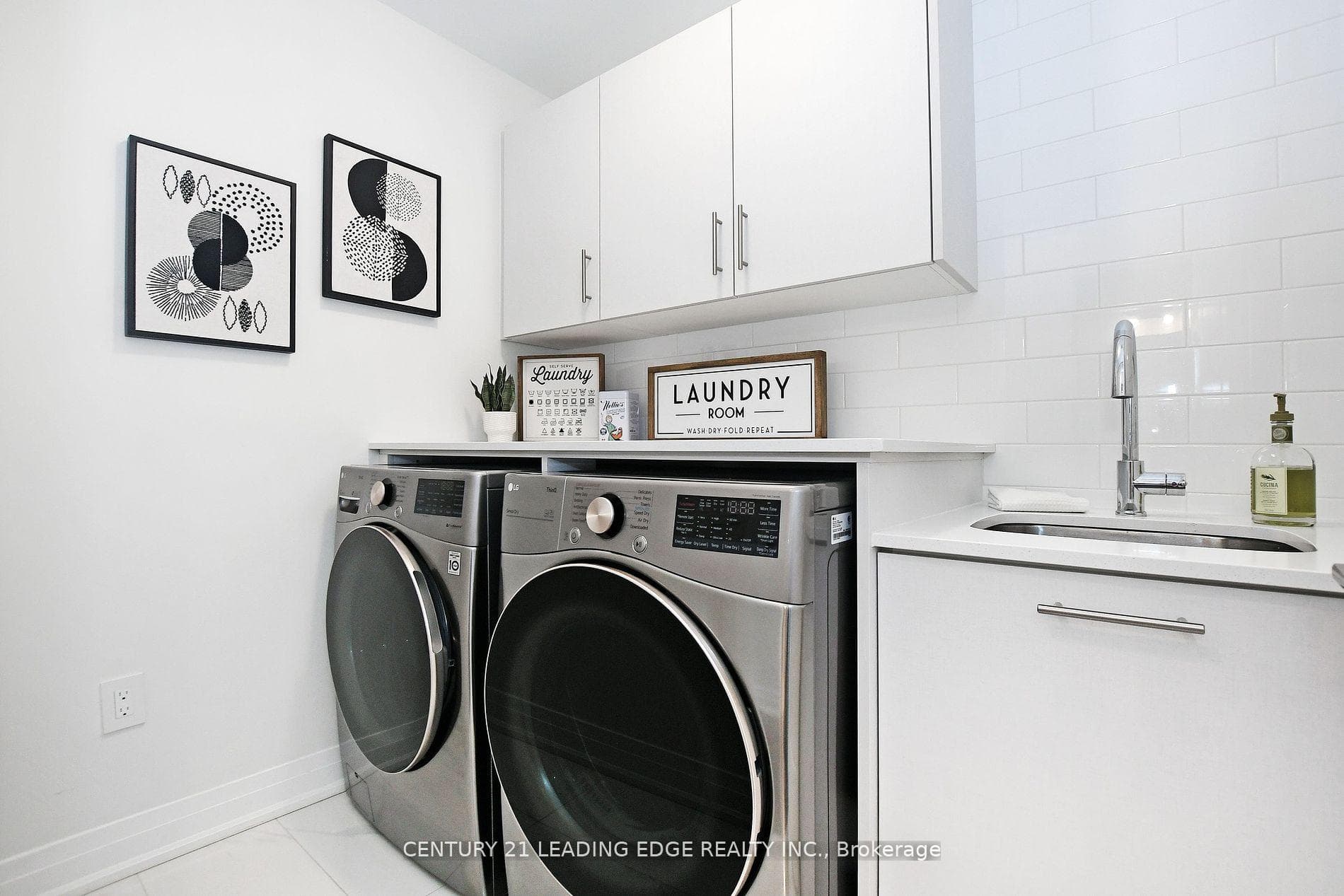 209 Vermont Avenue photo 35