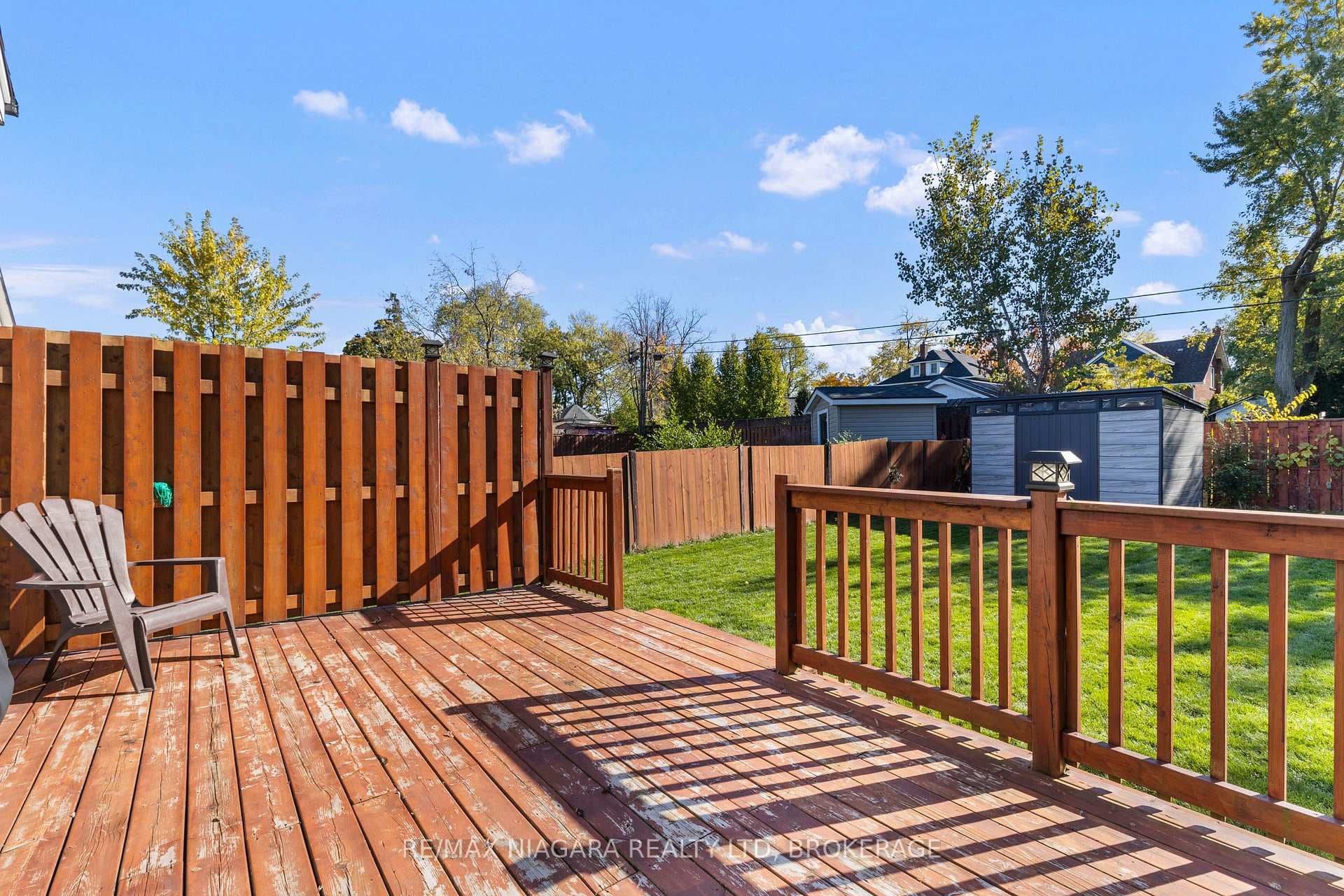 239 Bowen Road photo 27