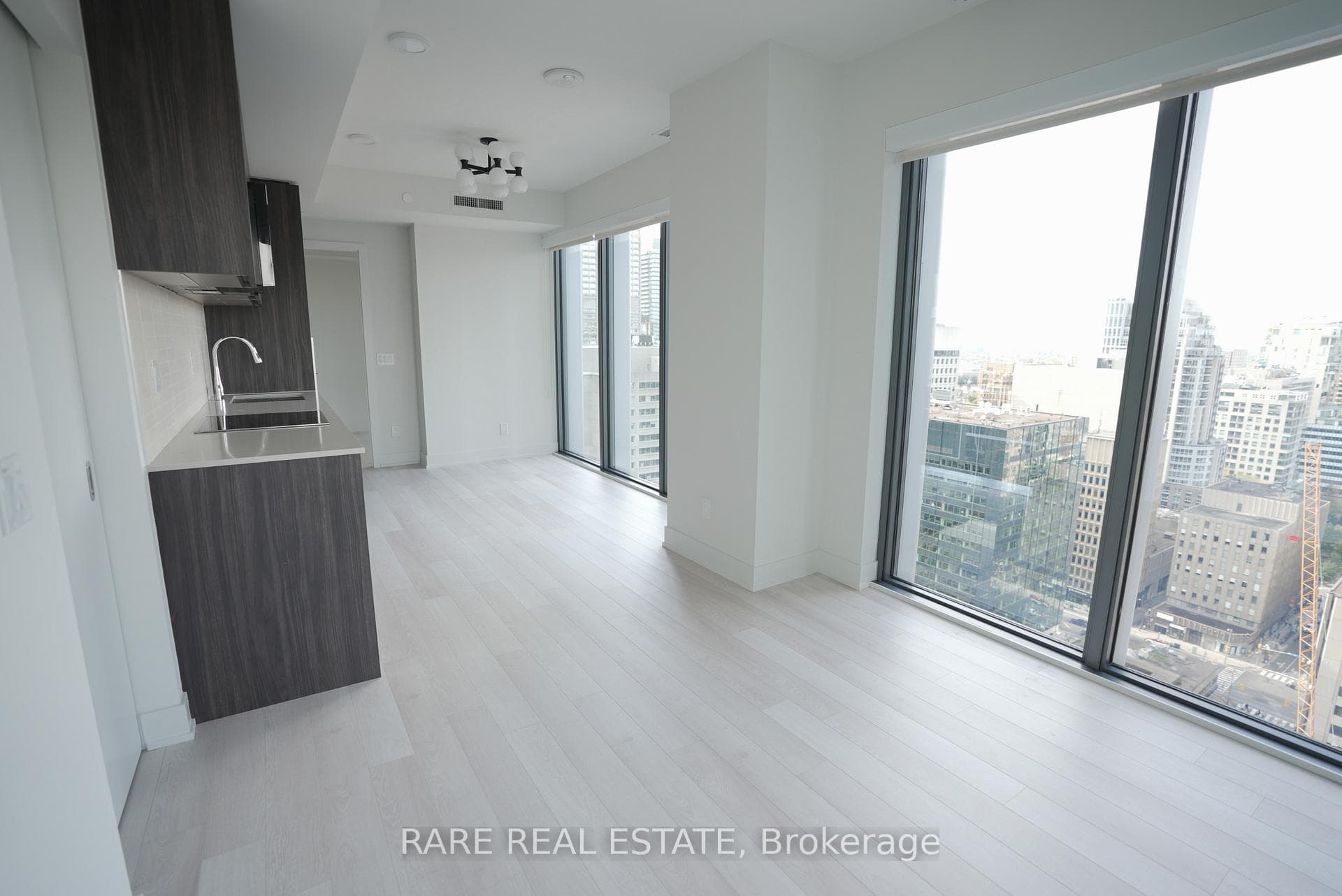 8 Cumberland Street Unit 2502 photo 8