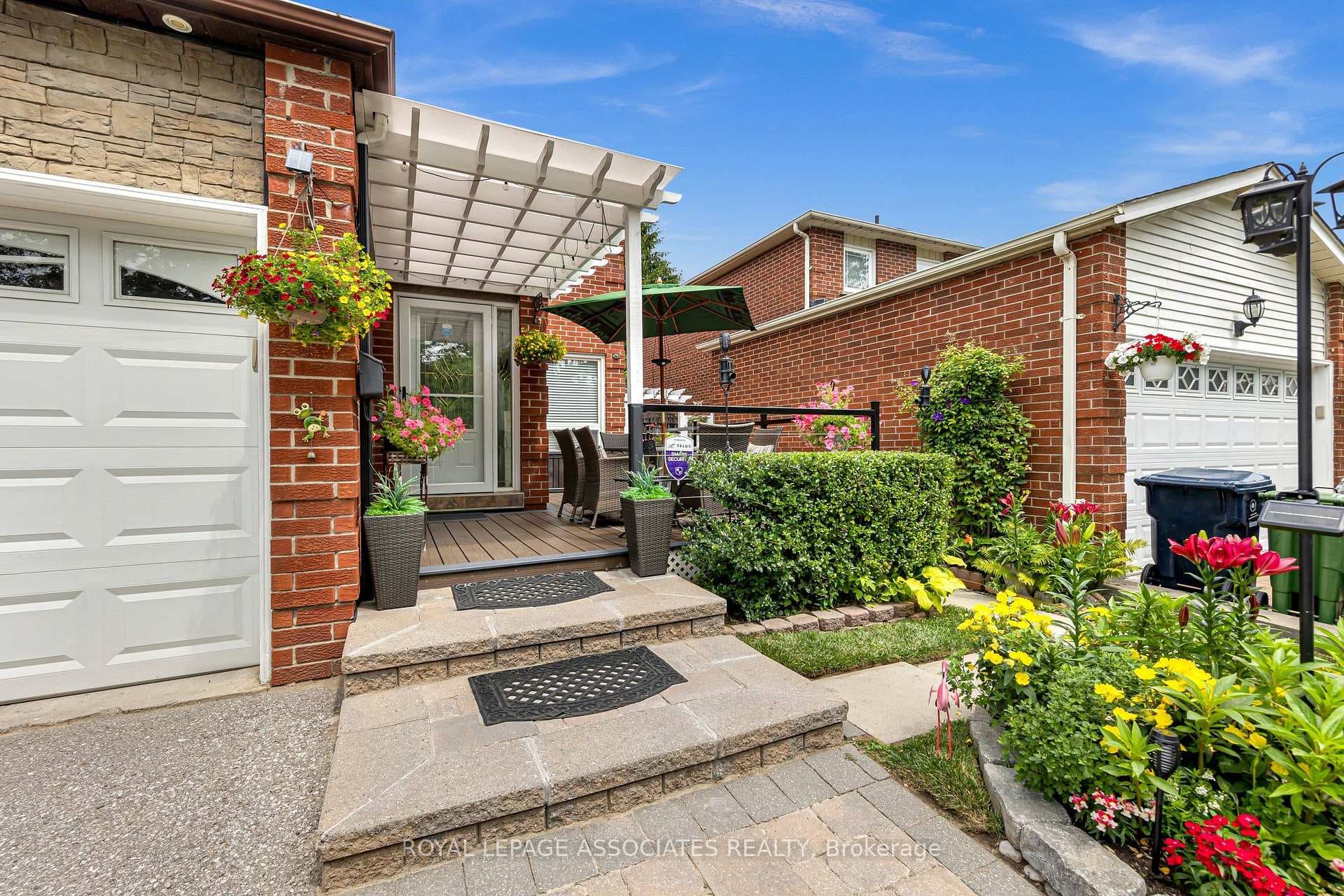 4 Apsco Avenue photo 2