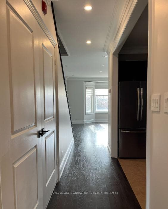 587 Thompson Road Unit 9 photo 9