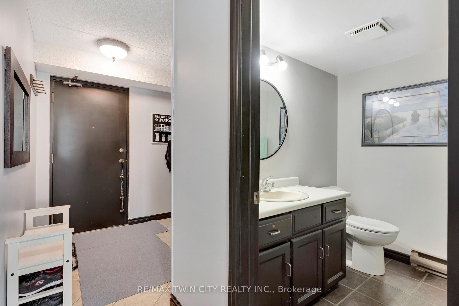 401 Erb Street Unit 203 photo 10