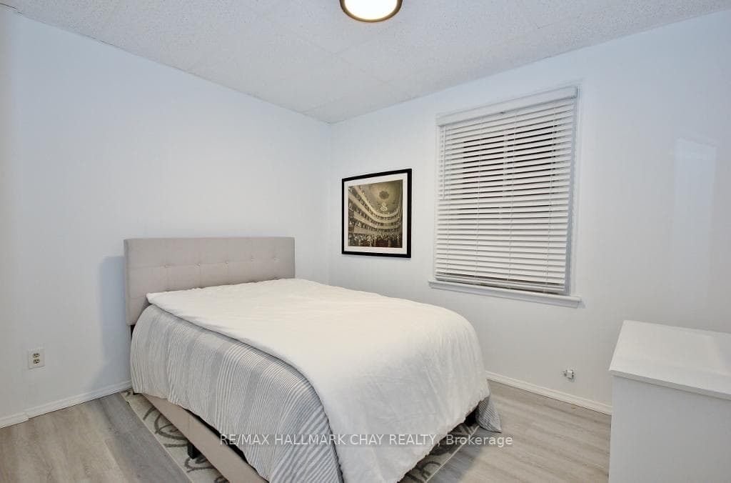65 HOLLAND Street Unit 2 photo 11