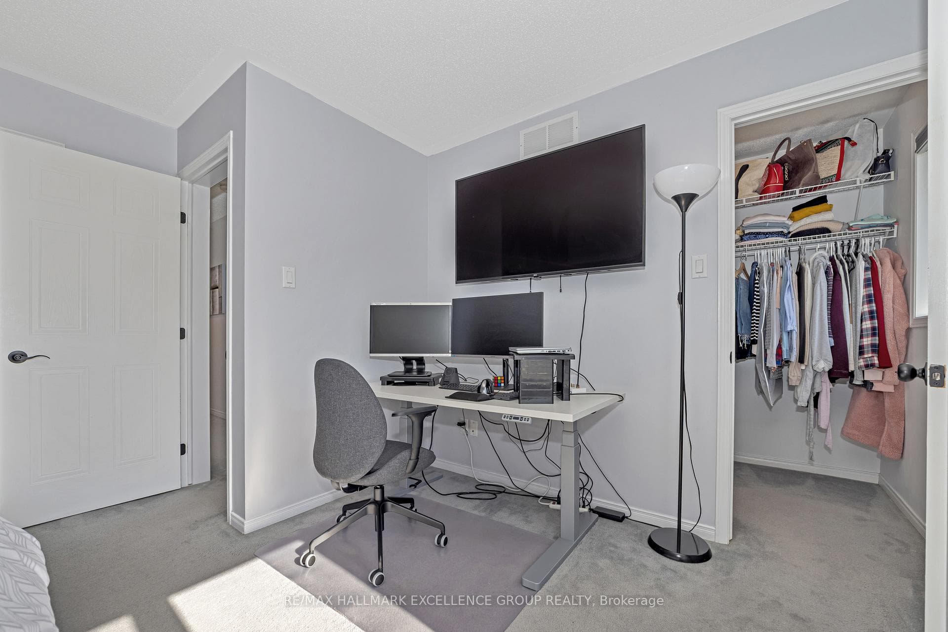 759 Nesting Way photo 21