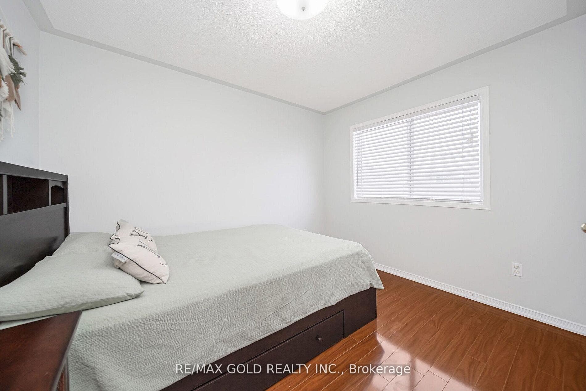 76 Larkspur Road photo 32