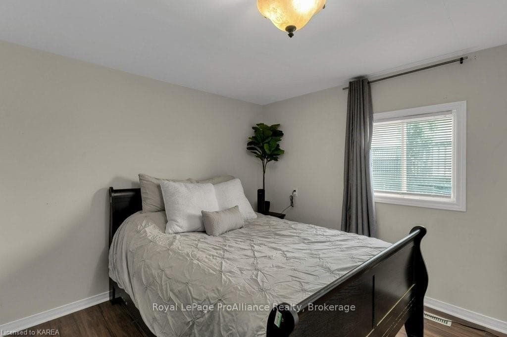 36 KAPYONG Crescent photo 21