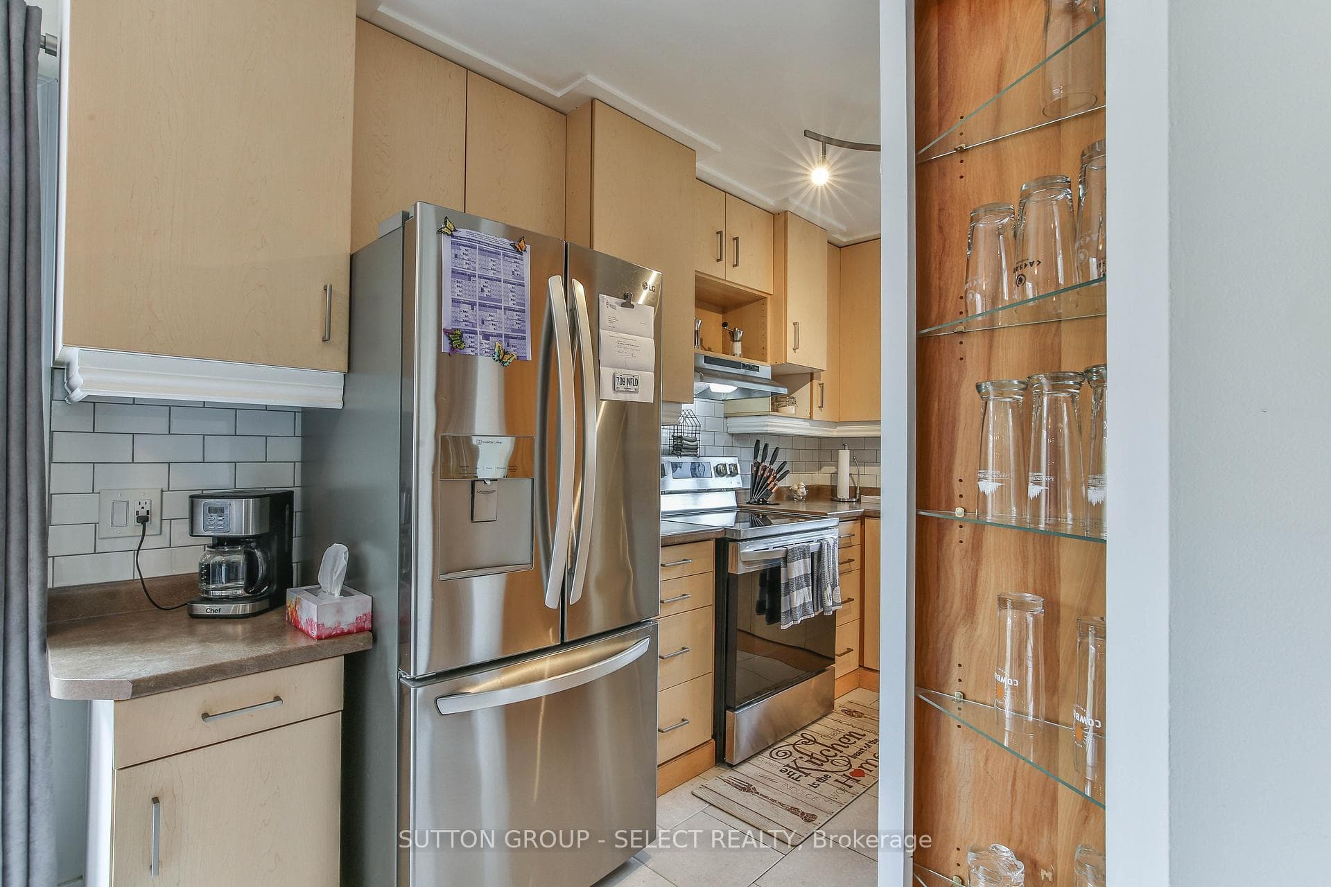 230 Clarke Road Unit 226 photo 9