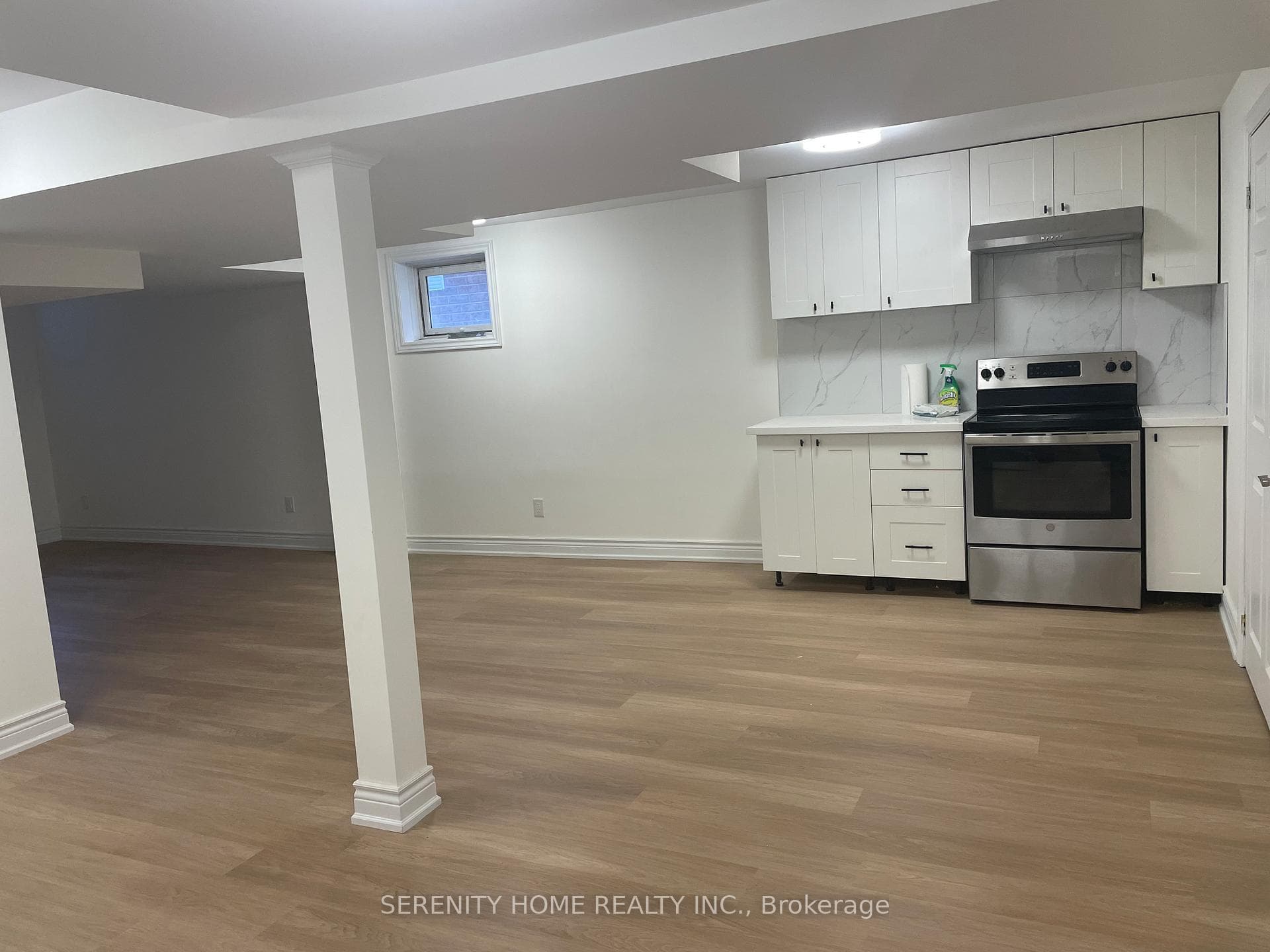 2542 Nichols Drive photo 5